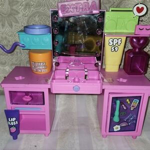 BARBIE ExTRA Pink Kids Vanity Playset